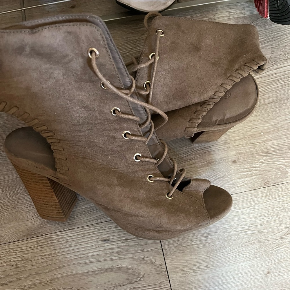 Boho tie up block heels